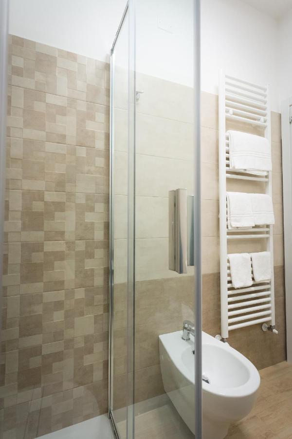 Hotel Residence Vallecorsa Розиняно Маритимо Екстериор снимка